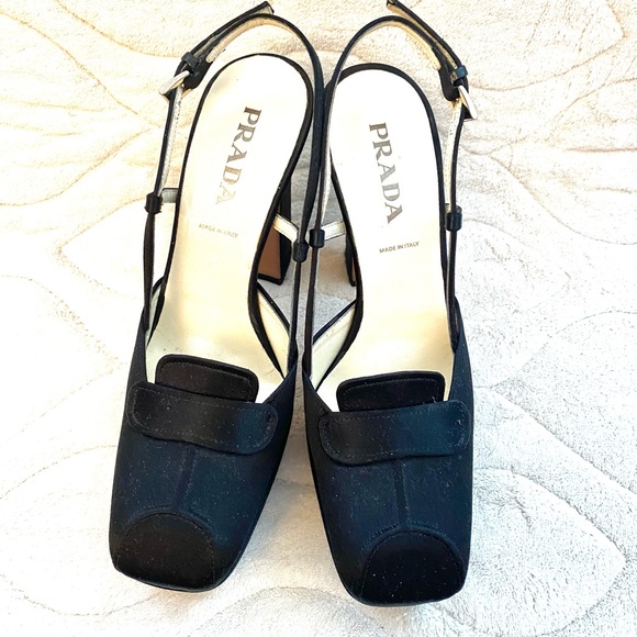 PRADA SILK SANDALS - Picture 2 of 11